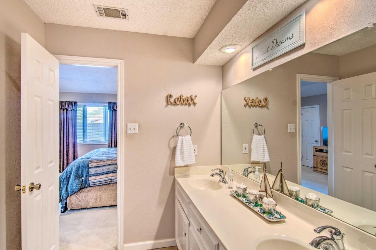 Lubbock Home With Deck And Yard - 8 Miles To Ttu! Экстерьер фото